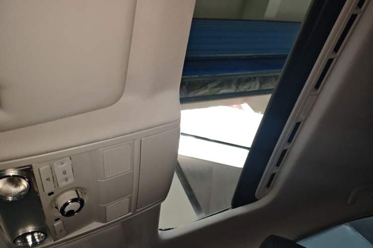 Used Volkswagen Passat 2014 1.8TSI DSG Prestige Navigation Edition Headliner