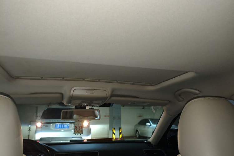 Used Volkswagen Passat 2014 1.8TSI DSG Prestige Edition Headliner