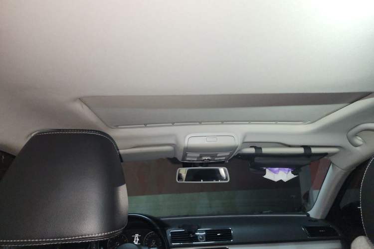 Used Volkswagen Passat 2014 1.8TSI DSG 30th Anniversary Edition Headliner