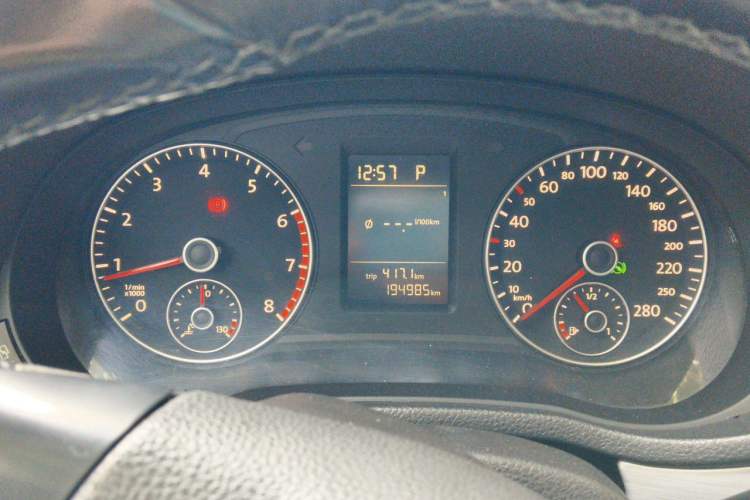 Used Volkswagen Passat 2014 1.8TSI DSG Prestige Edition Instrument Cluster