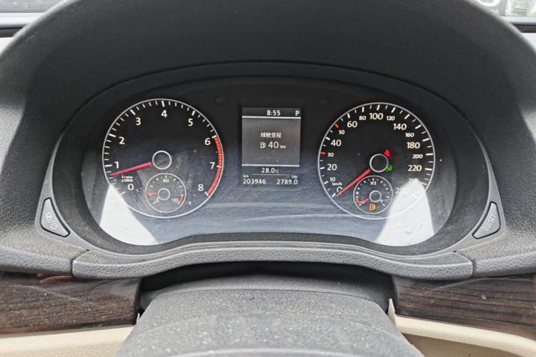 Used Volkswagen Passat 2014 1.8TSI DSG Prestige Edition Instrument Cluster