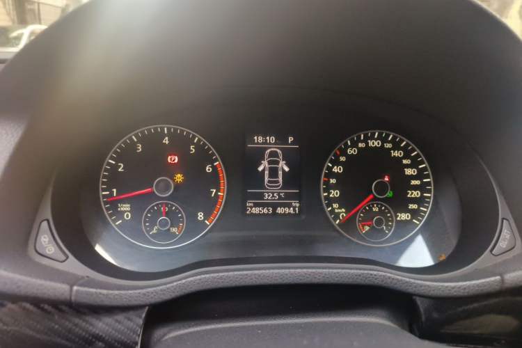 Used Volkswagen Passat 2014 1.8TSI DSG Prestige Edition Instrument Cluster