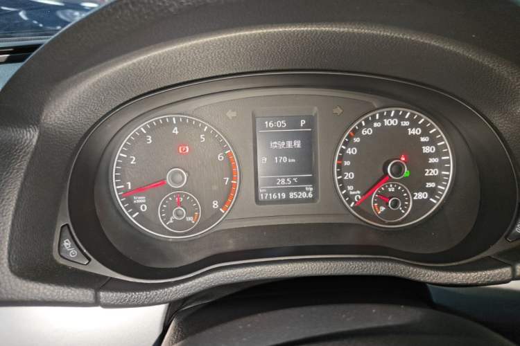 Used Volkswagen Passat 2014 1.8TSI DSG Prestige Edition Instrument Cluster