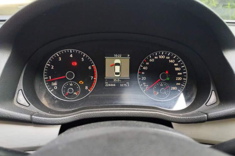 Used Volkswagen Passat 2014 1.8TSI DSG Prestige Edition Instrument Cluster