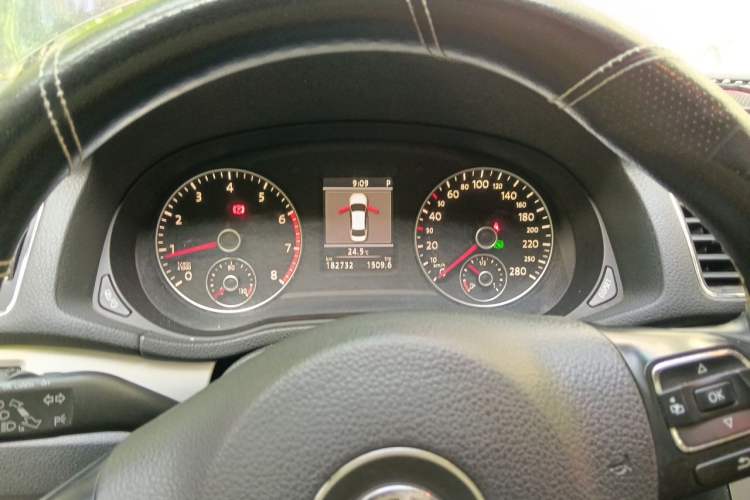 Used Volkswagen Passat 2014 1.8TSI DSG Prestige Edition Instrument Cluster