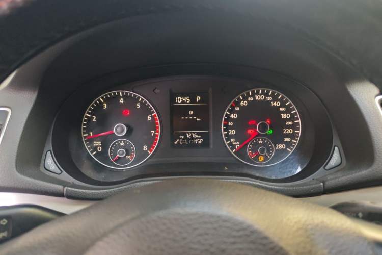 Used Volkswagen Passat 2014 1.8TSI DSG Prestige Edition Instrument Cluster