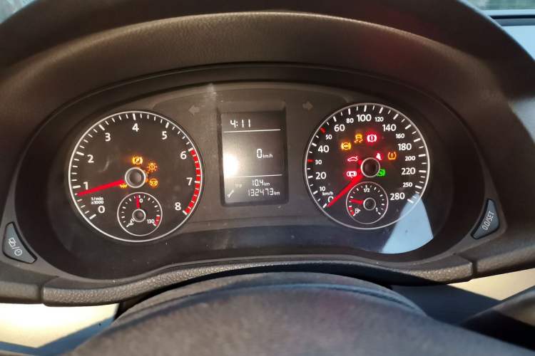 Used Volkswagen Passat 2014 1.8TSI DSG Prestige Edition Instrument Cluster