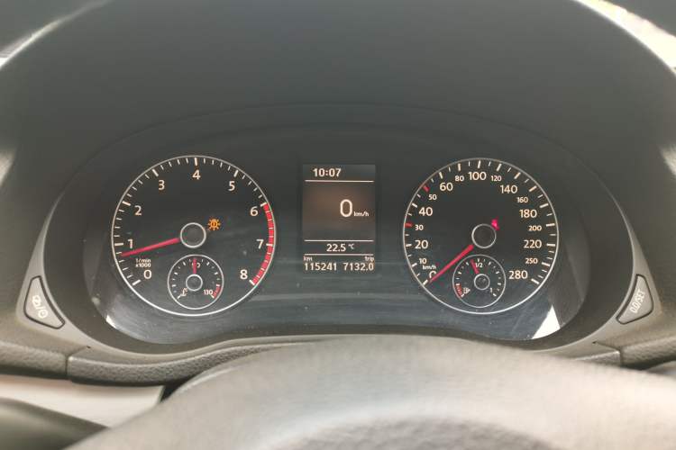 Used Volkswagen Passat 2014 1.4TSI Manual Prestige Edition Instrument Cluster
