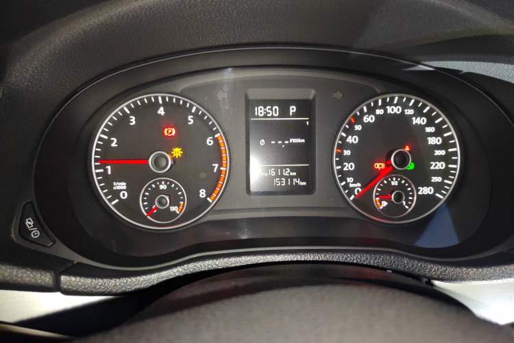 Used Volkswagen Passat 2014 1.8TSI DSG Prestige Edition Instrument Cluster