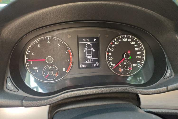 Used Volkswagen Passat 2014 1.8TSI DSG Prestige Edition Instrument Cluster