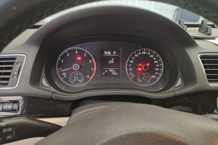 Used Volkswagen Passat 2014 1.8TSI DSG Prestige Edition Instrument Cluster