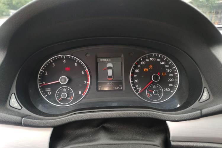 Used Volkswagen Passat 2014 1.8TSI DSG Prestige Edition Instrument Cluster