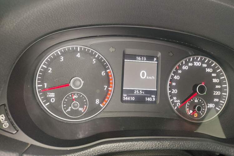 Used Volkswagen Passat 2014 1.8TSI DSG Prestige Edition Instrument Cluster