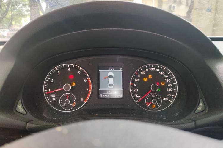 Used Volkswagen Passat 2014 1.8TSI DSG Prestige Edition Instrument Cluster