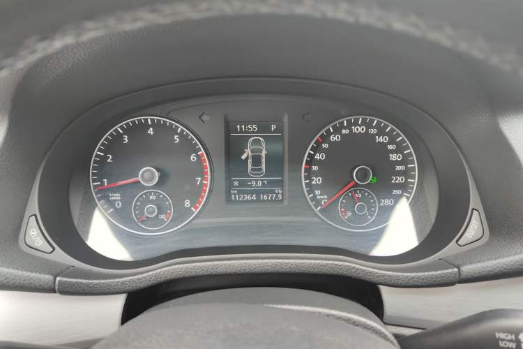 Used Volkswagen Passat 2014 1.8TSI DSG Prestige Edition Instrument Cluster