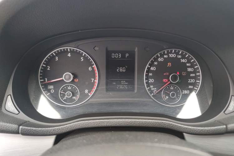 Used Volkswagen Passat 2014 1.8TSI DSG Prestige Edition Instrument Cluster