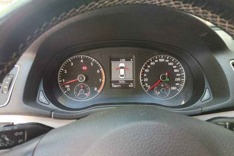 Used Volkswagen Passat 2014 1.8TSI DSG Prestige Edition Instrument Cluster