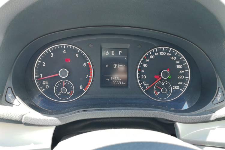 Used Volkswagen Passat 2014 1.8TSI DSG Prestige Edition Instrument Cluster