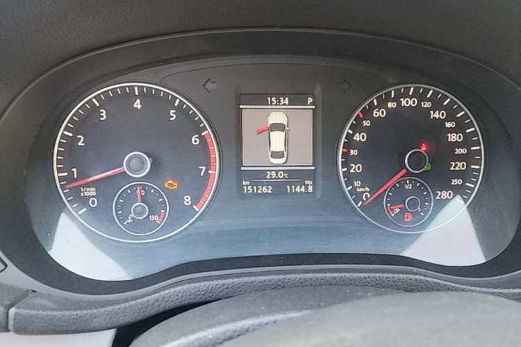 Used Volkswagen Passat 2014 1.8TSI DSG Prestige Edition Instrument Cluster