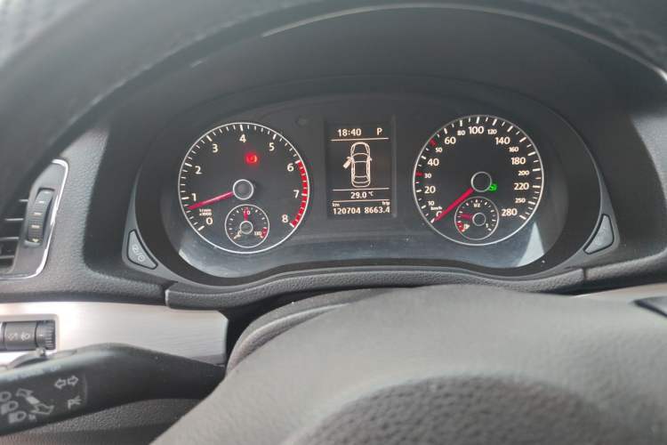 Used Volkswagen Passat 2014 1.8TSI DSG Prestige Edition Instrument Cluster
