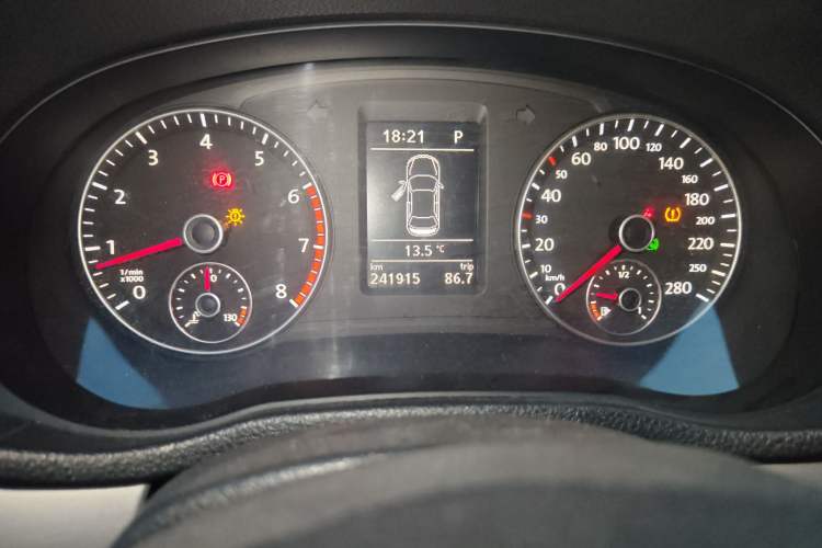 Used Volkswagen Passat 2014 1.8TSI DSG Prestige Edition Instrument Cluster