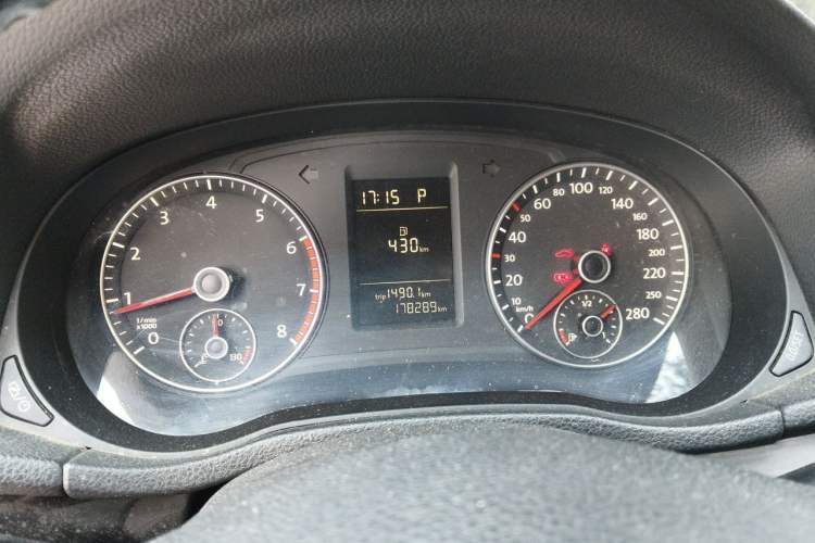 Used Volkswagen Passat 2014 1.8TSI DSG Prestige Edition Instrument Cluster
