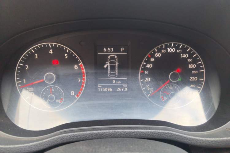 Used Volkswagen Passat 2014 1.8TSI DSG Prestige Edition Instrument Cluster