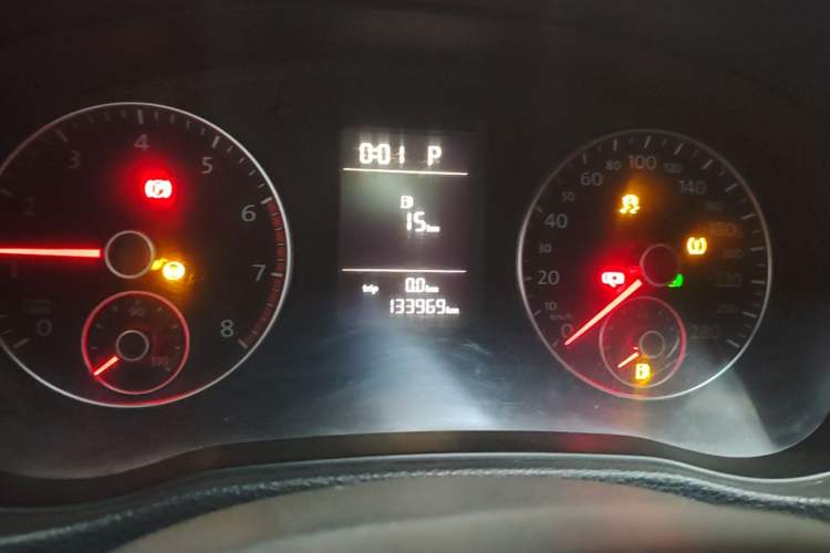 Used Volkswagen Passat 2014 1.8TSI DSG Prestige Edition Instrument Cluster