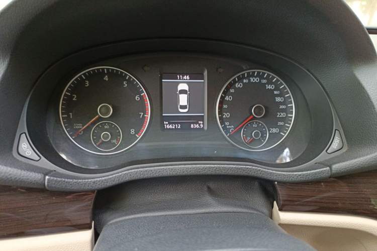 Used Volkswagen Passat 2014 1.8TSI DSG Prestige Edition Instrument Cluster
