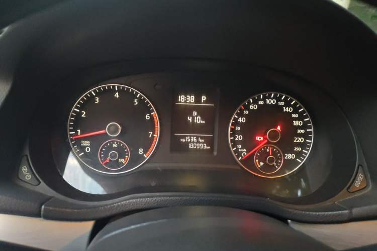 Used Volkswagen Passat 2014 1.8TSI DSG Prestige Edition Instrument Cluster
