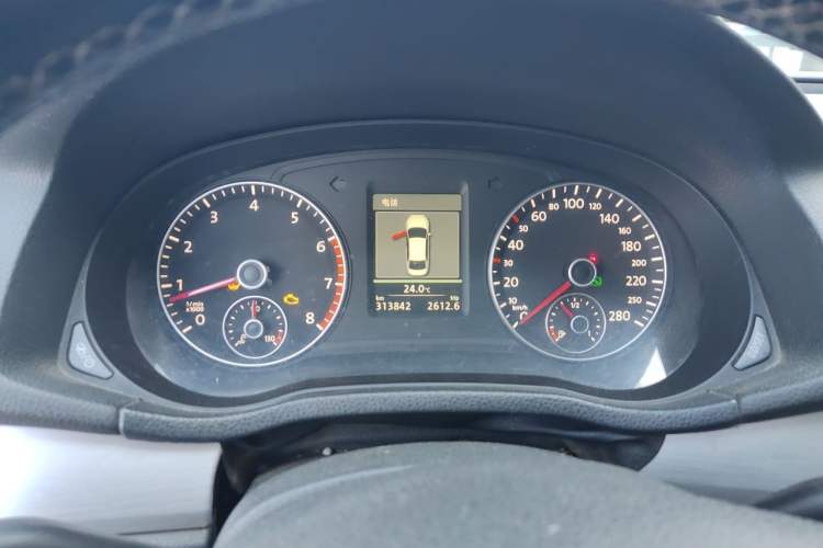 Used Volkswagen Passat 2014 2.0 TSI DSG Prestige Navigation Edition Instrument Cluster