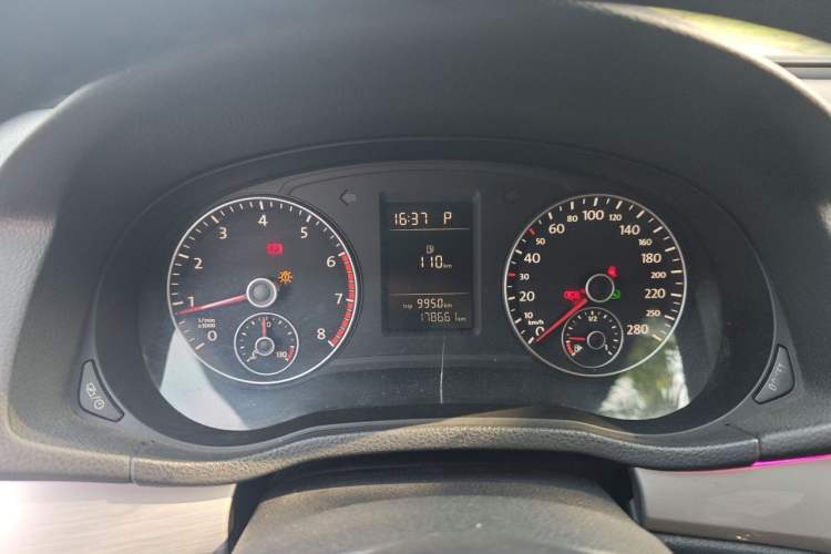 Used Volkswagen Passat 2014 1.4TSI DSG Prestige Edition Instrument Cluster