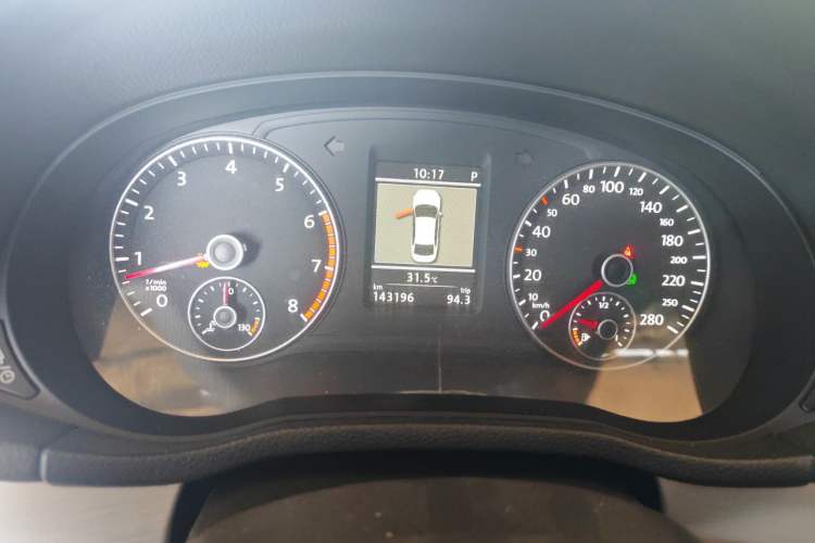 Used Volkswagen Passat 2014 1.8TSI DSG Prestige Navigation Edition Instrument Cluster