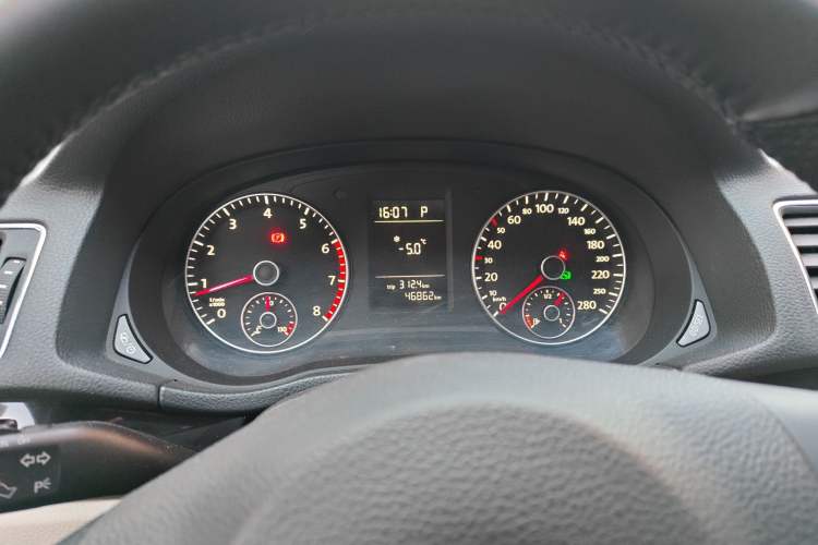 Used Volkswagen Passat 2014 1.8TSI DSG Prestige Navigation Edition Instrument Cluster