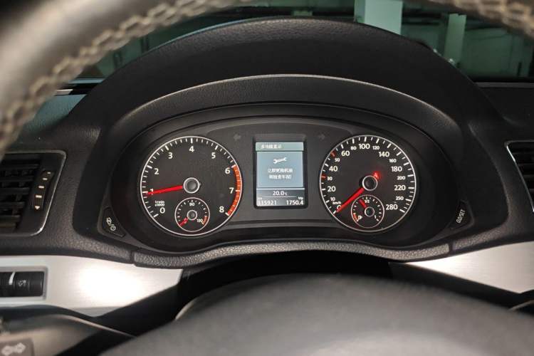 Used Volkswagen Passat 2014 1.8TSI DSG Prestige Edition Instrument Cluster
