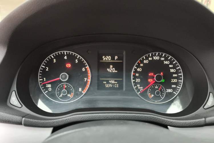 Used Volkswagen Passat 2014 1.4TSI DSG BlueMotion Technology Edition Instrument Cluster