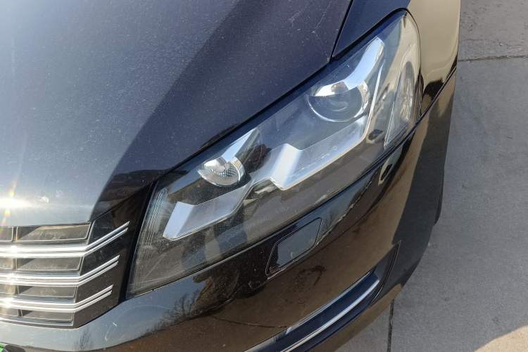 Used Volkswagen Passat 2014 1.8TSI DSG Prestige Edition Left Front Headlight