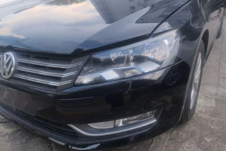 Used Volkswagen Passat 2014 1.8TSI DSG Prestige Navigation Edition Left Front Headlight