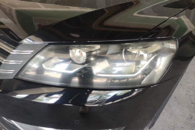 Used Volkswagen Passat 2014 2.0 TSI DSG Prestige Edition Left Front Headlight