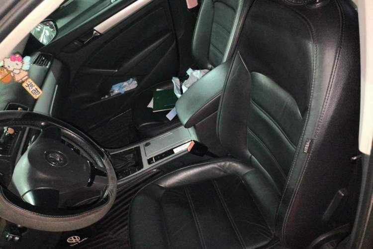 Used Volkswagen Passat 2014 1.8TSI Automatic Prestige Edition Left Front Seat