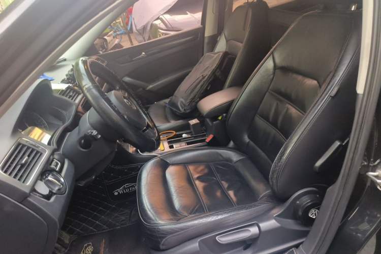 Used Volkswagen Passat 2014 1.8TSI DSG Prestige Edition Left Front Seat