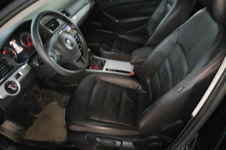 Used Volkswagen Passat 2014 1.8TSI DSG Prestige Edition Left Front Seat