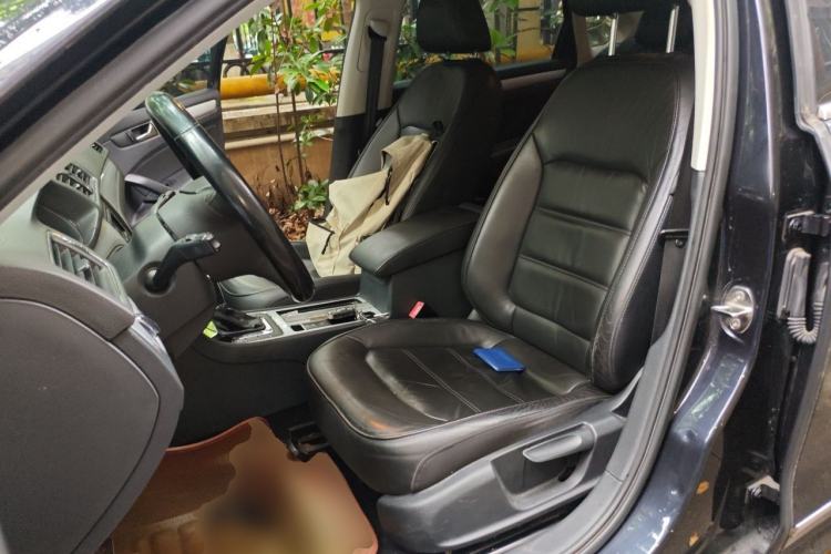 Used Volkswagen Passat 2014 1.8TSI DSG Prestige Edition Left Front Seat