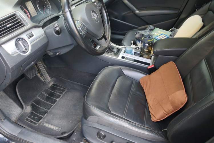 Used Volkswagen Passat 2014 1.8TSI DSG Prestige Edition Left Front Seat