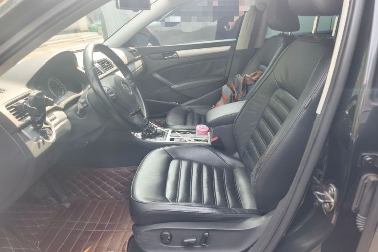 Used Volkswagen Passat 2014 1.8TSI DSG Prestige Edition Left Front Seat