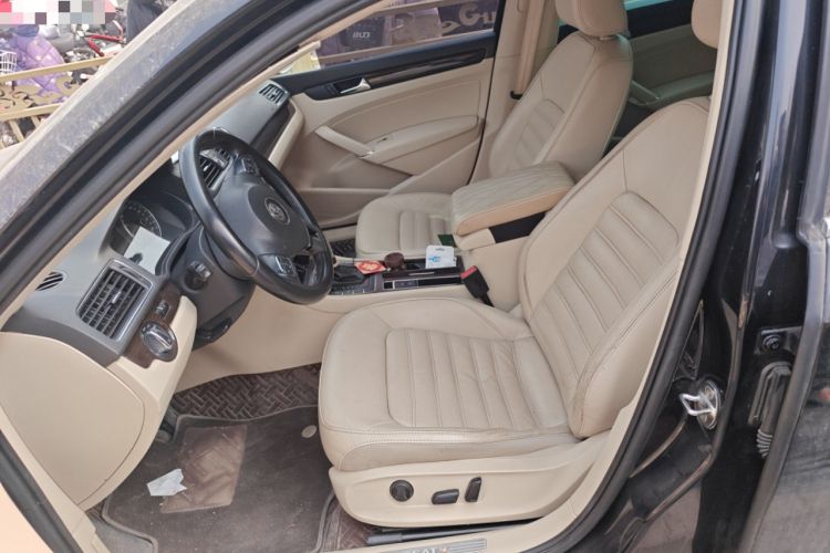 Used Volkswagen Passat 2014 1.8TSI DSG Prestige Edition Left Front Seat