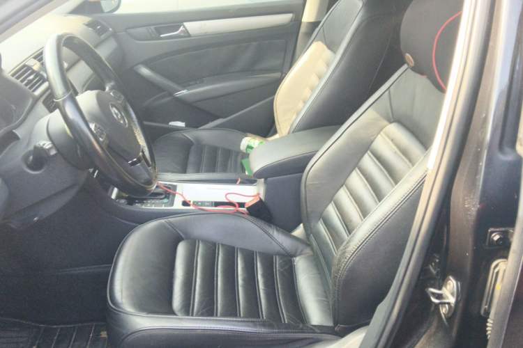 Used Volkswagen Passat 2014 1.8TSI DSG Prestige Navigation Edition Left Front Seat