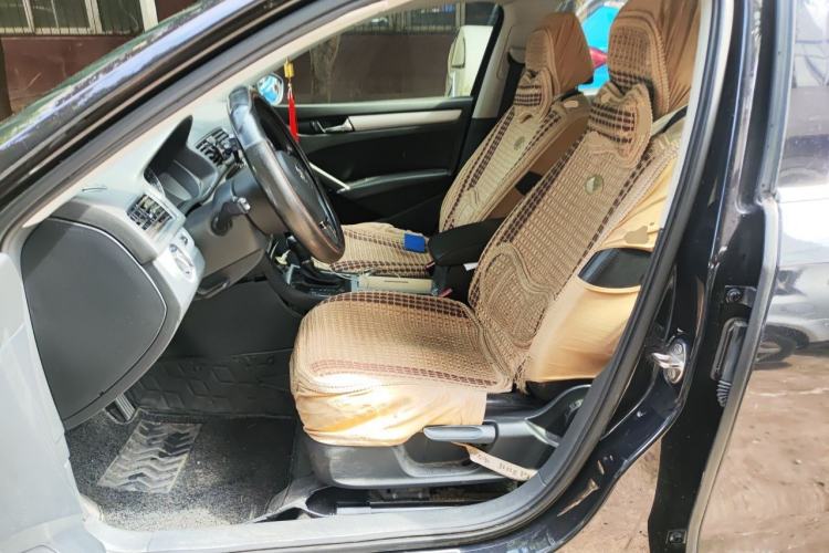 Used Volkswagen Passat 2014 1.8TSI DSG Prestige Edition Left Front Seat