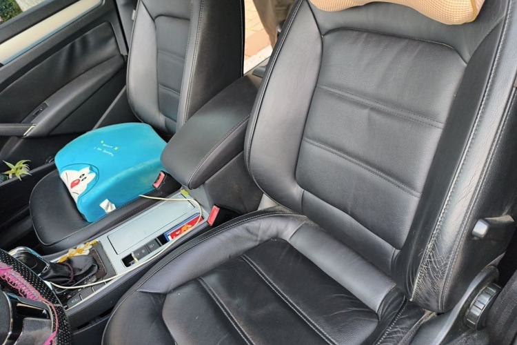 Used Volkswagen Passat 2014 1.8TSI DSG Prestige Edition Left Front Seat
