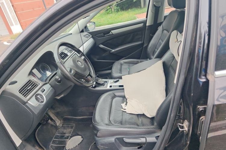 Used Volkswagen Passat 2014 1.8TSI DSG Prestige Edition Left Front Seat